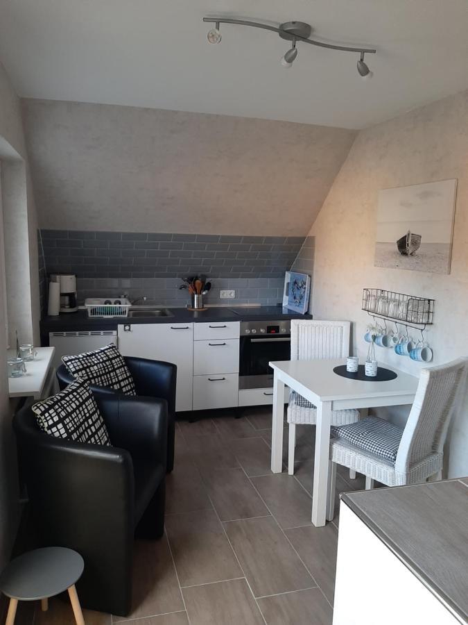 Haus Heimathafen Apartment Sussau ภายนอก รูปภาพ